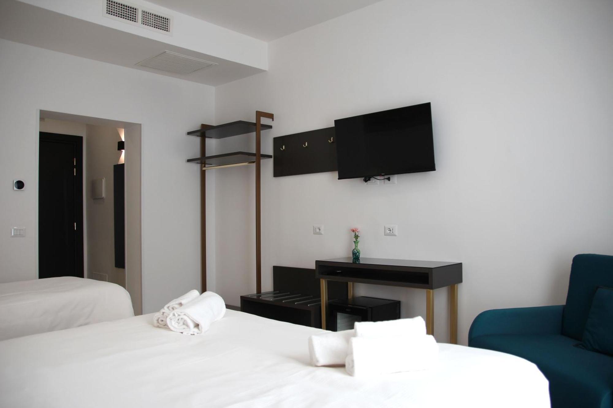 Joyful 148 Luxury Guest House Powered By Joyful Termini Boutique Guest House Rome Exterior photo
