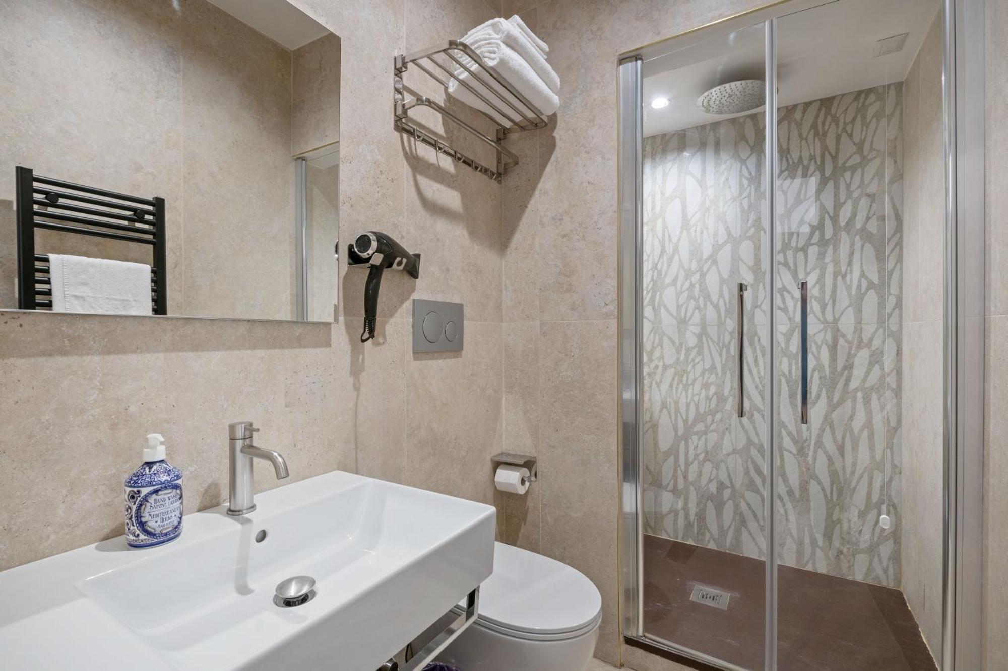 Joyful 148 Luxury Guest House Powered By Joyful Termini Boutique Guest House Rome Exterior photo